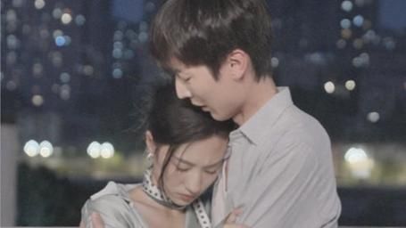 棄婚后，高冷女總裁攀我高枝(全集)